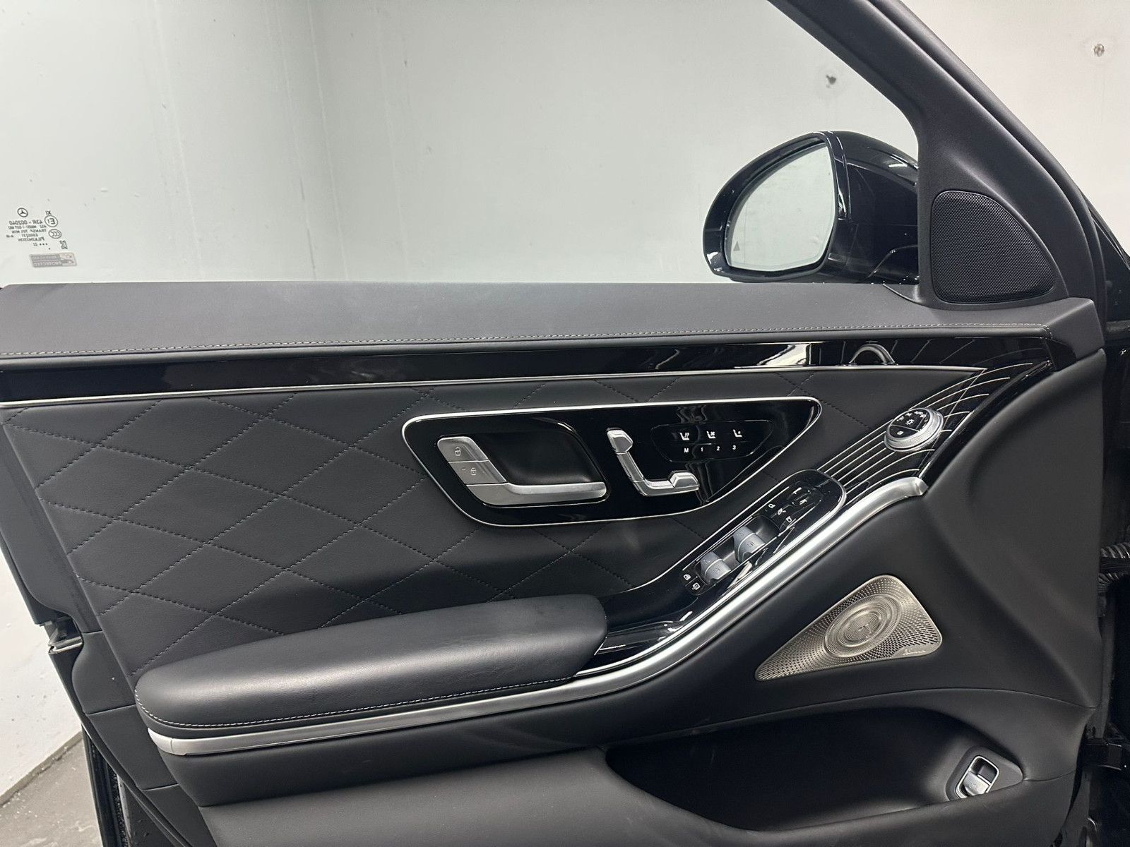 Fahrzeugabbildung Mercedes-Benz S 580 e 4MATIC*AMG-LINE*HEADUP*PANORAMA*
