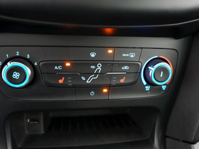 Focus TURNIER BUSINESS+NAVI+SITZHEIZUNG+PARKPILO