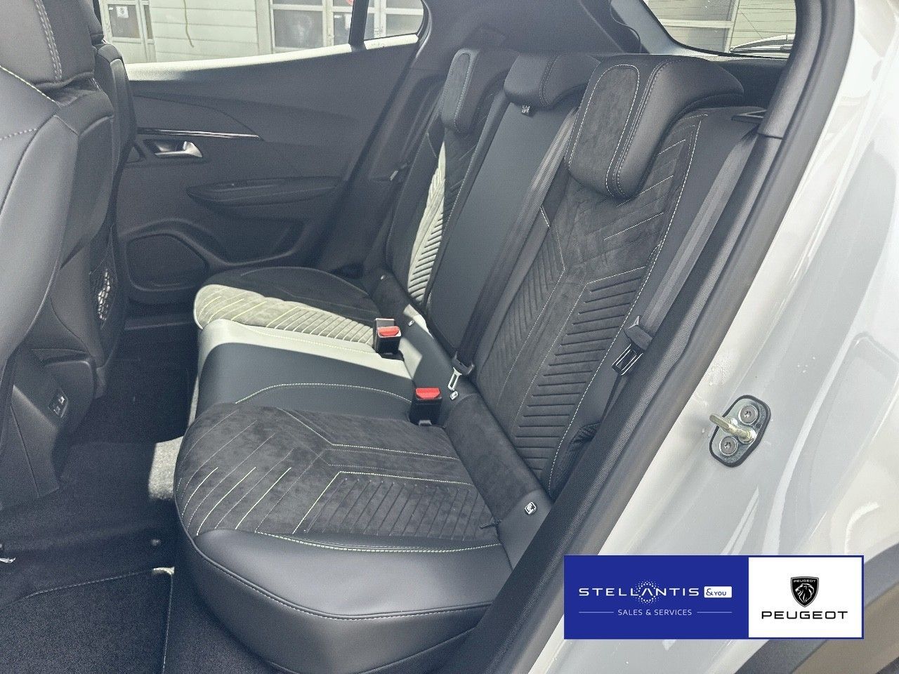 Peugeot 2008 - Bild 9
