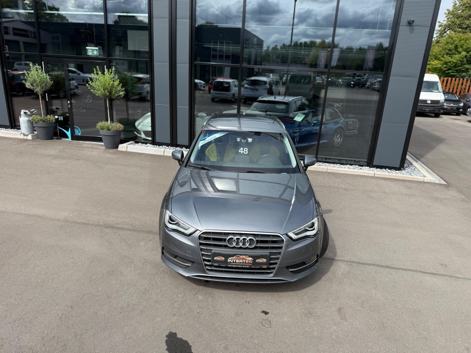 Audi A3 Sportback Sport Paket*XEN*PDC*SHZ*TEMP*HU NEU