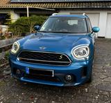 MINI Cooper SE Countryman - blaue MINI Cooper SE Countryman