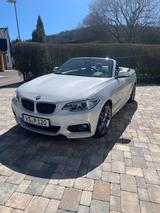 BMW 220d Cabrio M Sport Umfänge, top in Schuss - BMW 220 von privat