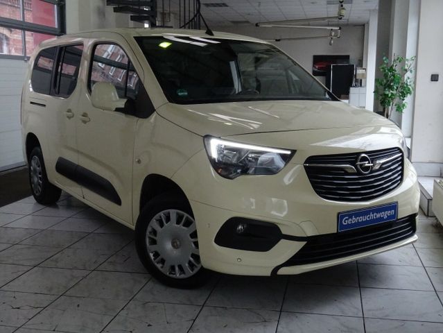 Opel Combo Life 1.5 CDTI Elegance Rollstuhlrampe