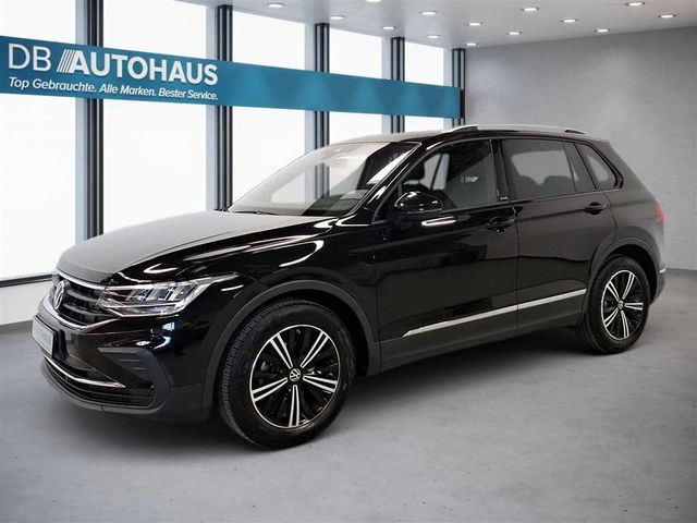 Volkswagen Tiguan Active 1.5 TSI DSG PanoDach Standhz