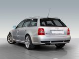 Audi RS4 2.7 quattro - original Lichtsilber/1von 100 - Audi RS4 aus 2001: Kombi