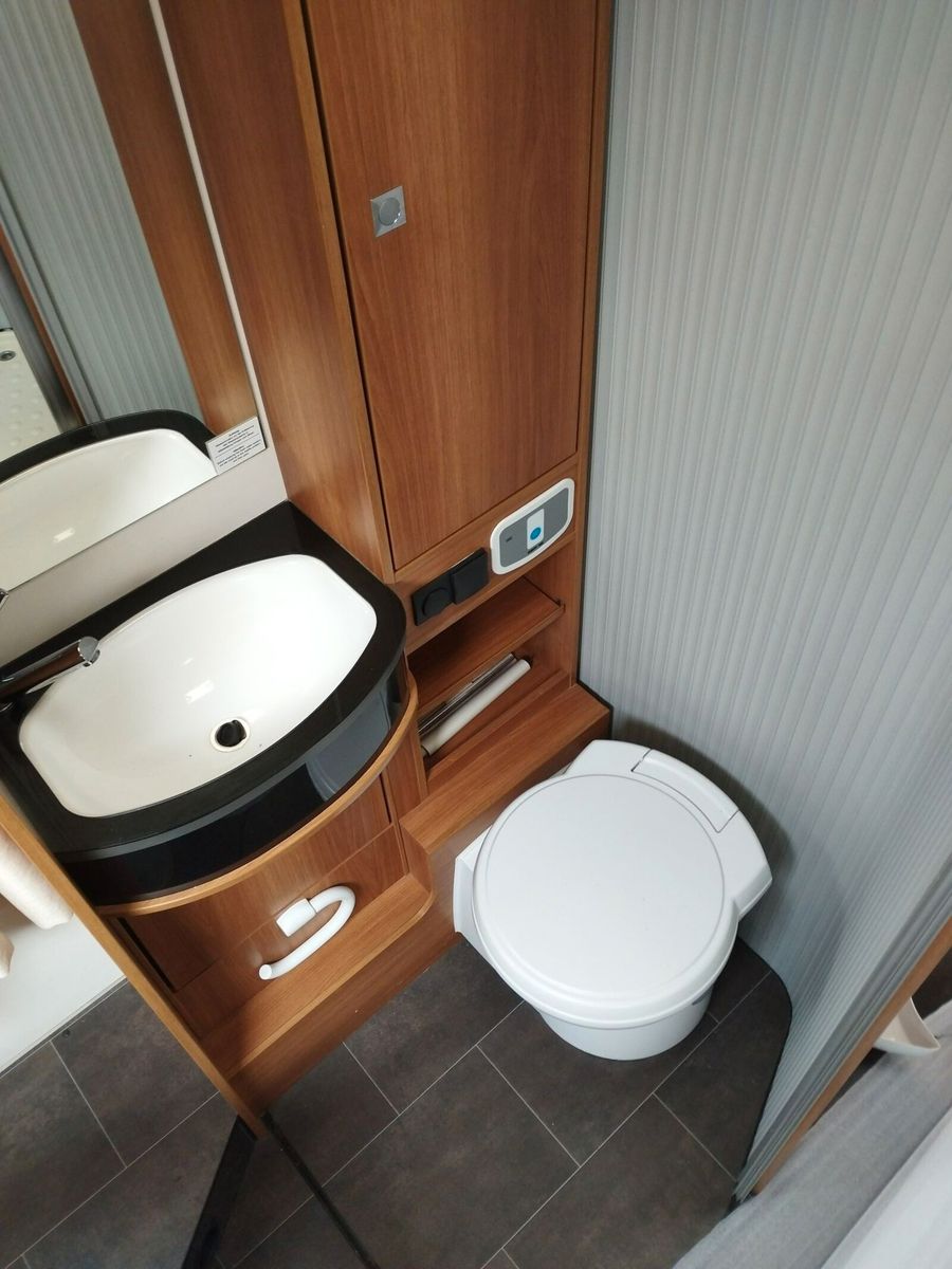 Fahrzeugabbildung Dethleffs Magic Edition T7151-4 DBM SAT,Solar,TV,Dachklima