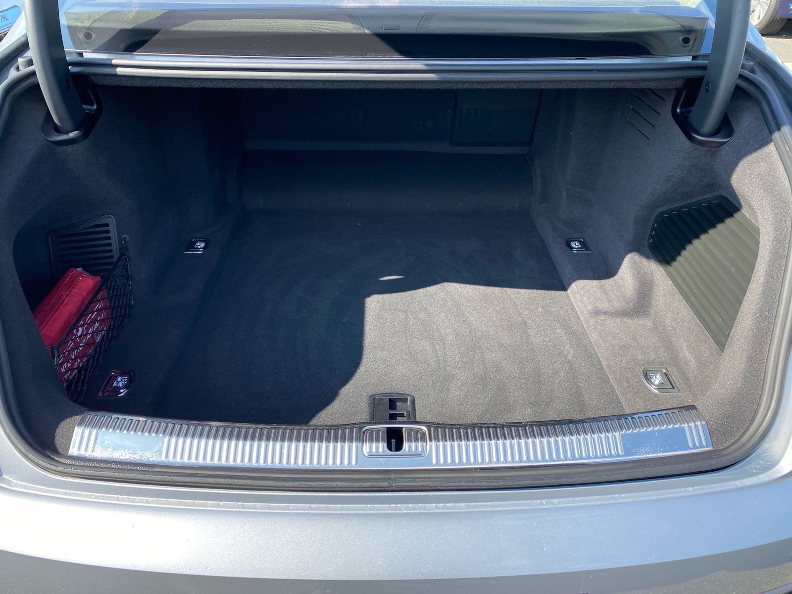 Audi A8 - Bild 15