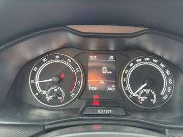Skoda Kamiq 1.0 TSI Ambition *AHK*DAB*KLIMA*PDCHI* ALU