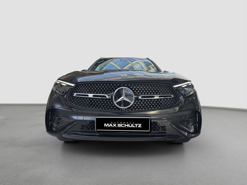 Fahrzeugabbildung Mercedes-Benz GLC 200 4MATIC AMG*NIGHT*Navi*KeyLess*PDC*RFK