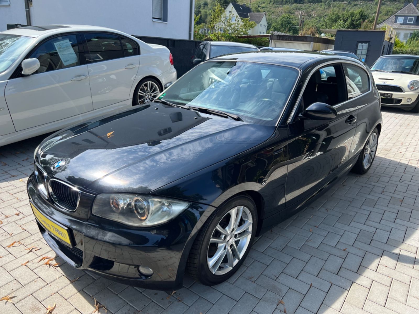 Fahrzeugabbildung BMW 116i * M Paket * KEIN TÜV