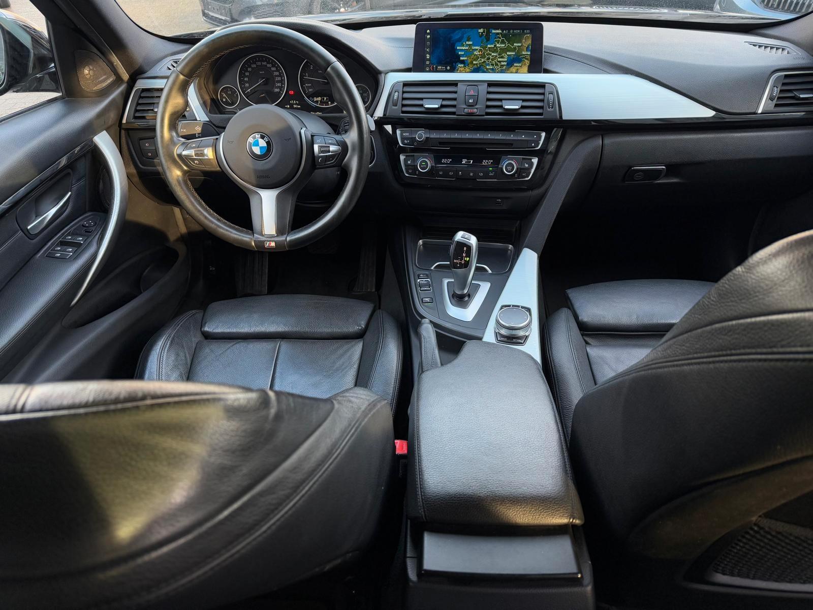 BMW 3 Touring 340 i xDrive Sport Line*PANO*H/K*