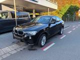 BMW X4 xDrive 20 d/Kamera/Automatik/WENIG KM - BMW X4 in Duisburg