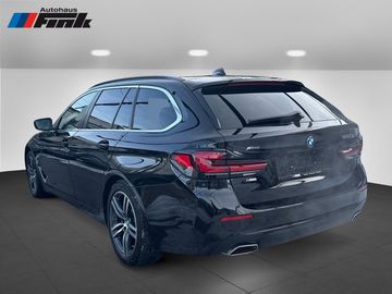BMW 530e xDrive A Touring HiFi DAB WLAN RFK Shz