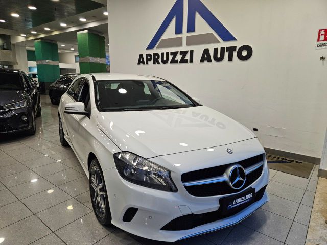 Mercedes-Benz MERCEDES-BENZ A 180 d Sport