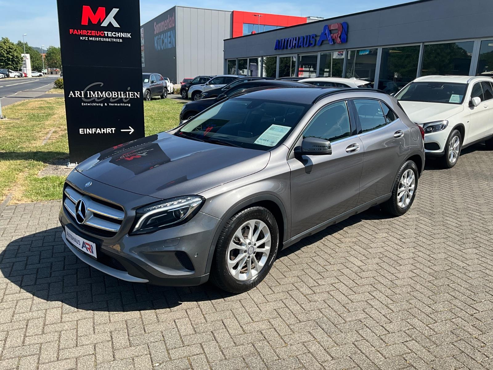 Mercedes-Benz GLA 200 Style Automatik
