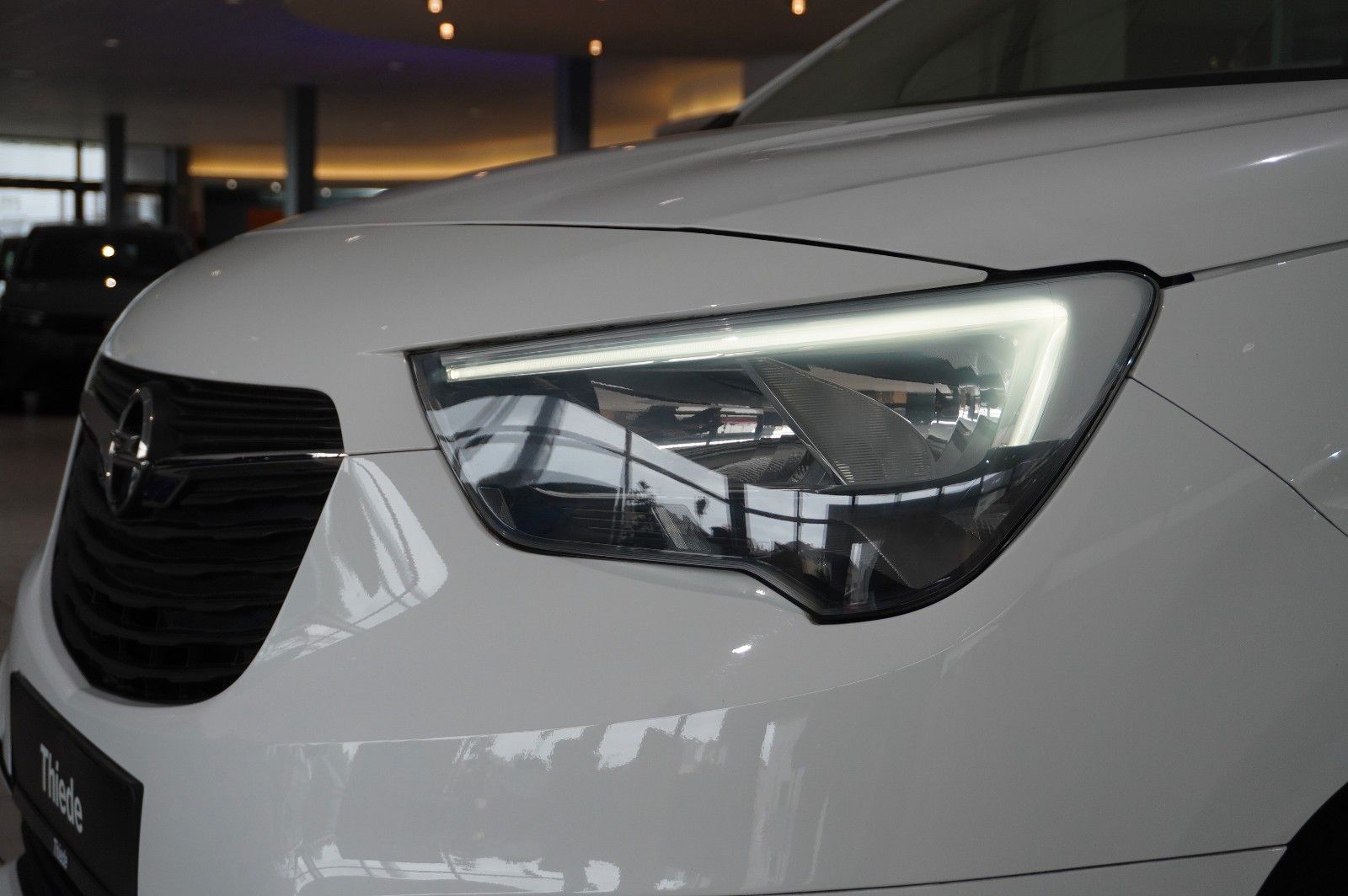 Fahrzeugabbildung Opel Combo-e LIFE ELEGANCE 11KW NAVI/KAMERA/VIRT./DAB