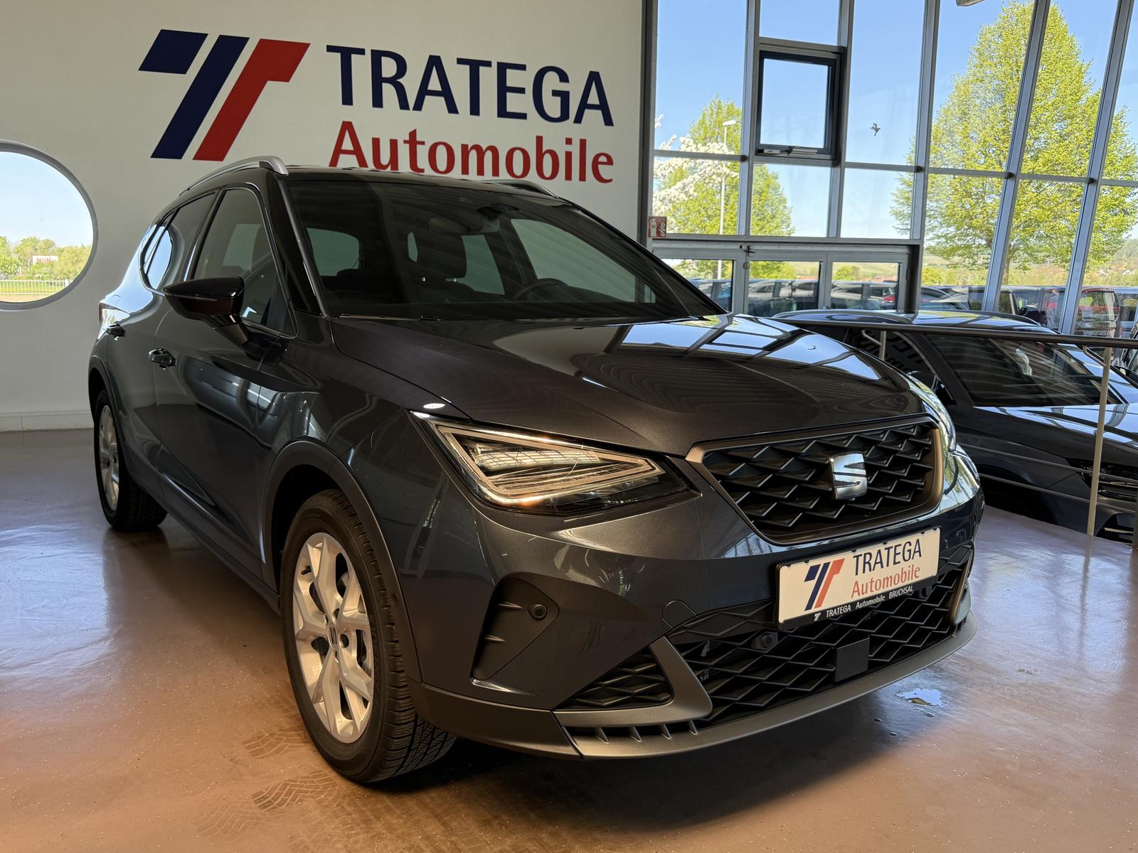 Seat Arona TSI DSG FR Kessy Kamera SH ACC TW Virtual