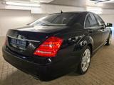 Mercedes-Benz S 500 4Matic AMG-SPORT PAKET / FOND ENTERTAIMENT - gebrauchte Mercedes-Benz S 500 aus dem Jahr 2011