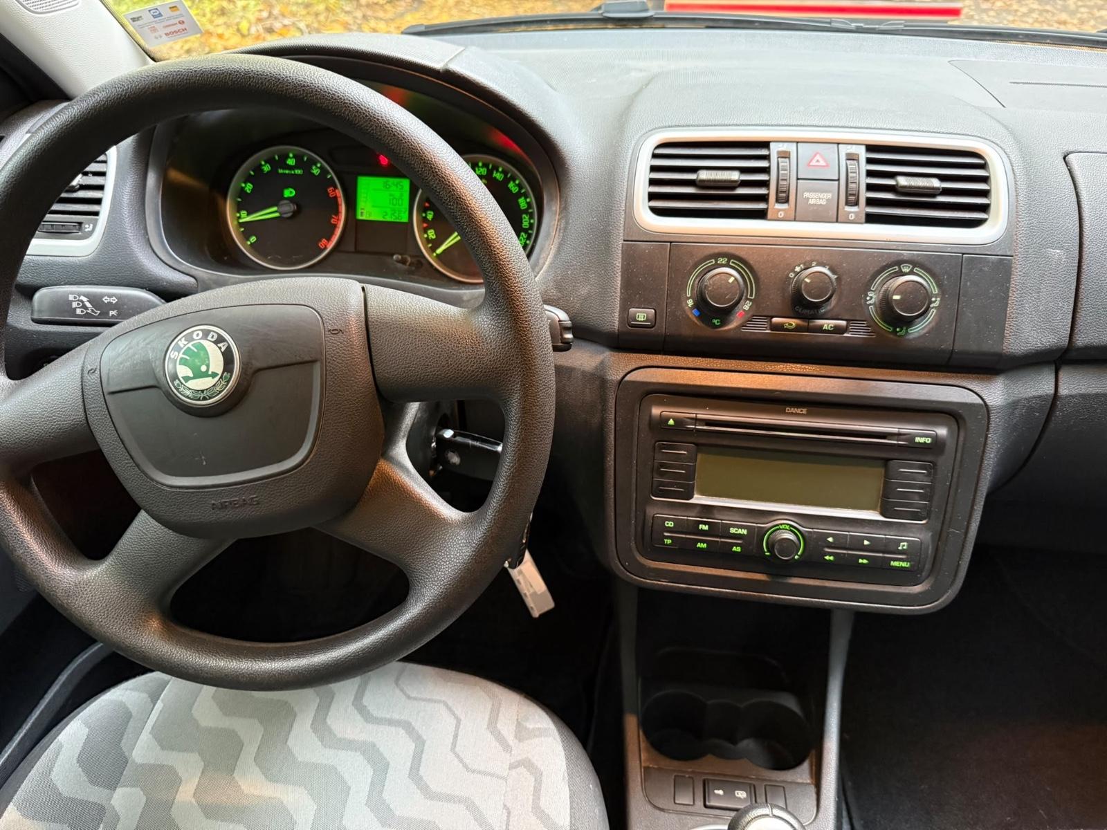 Skoda Fabia 2009 — photo 5