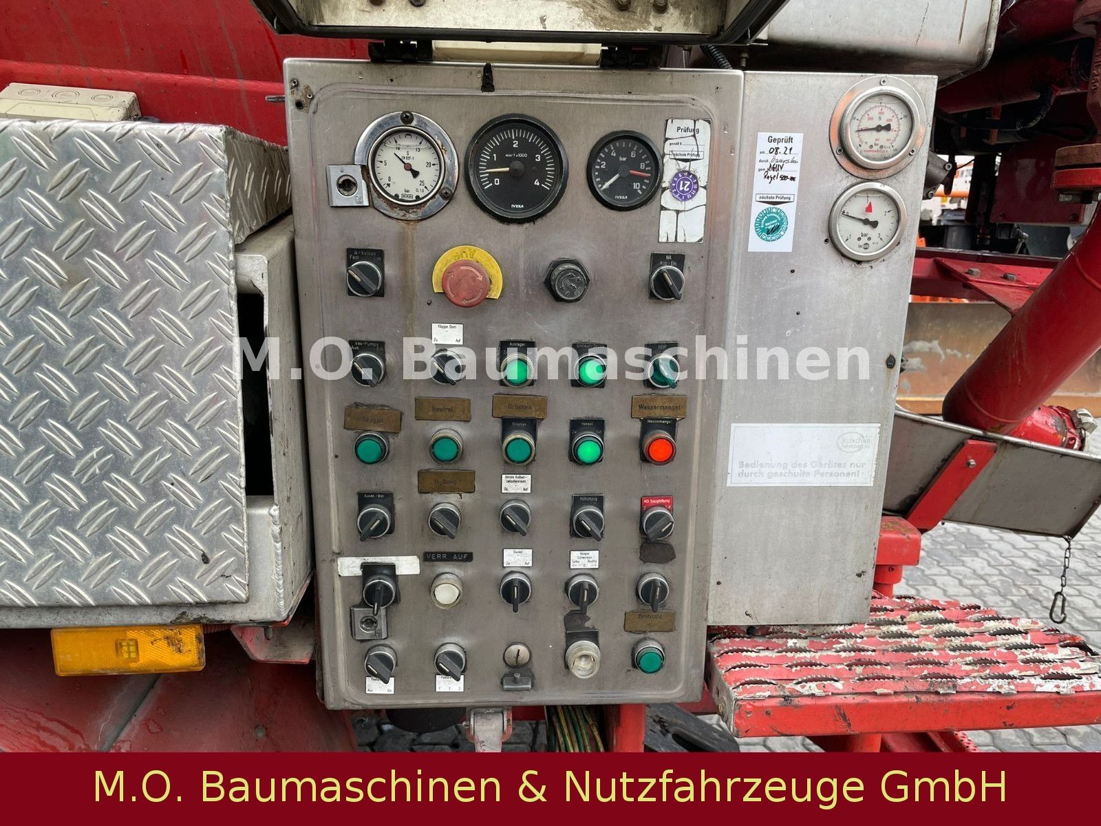 Fahrzeugabbildung Mercedes-Benz Actros 2640 / 6-Zyl. / 3-Achser  / Saugwagen
