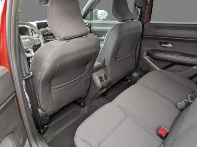 Fahrzeugabbildung Dacia Bigster Journey TCe 140