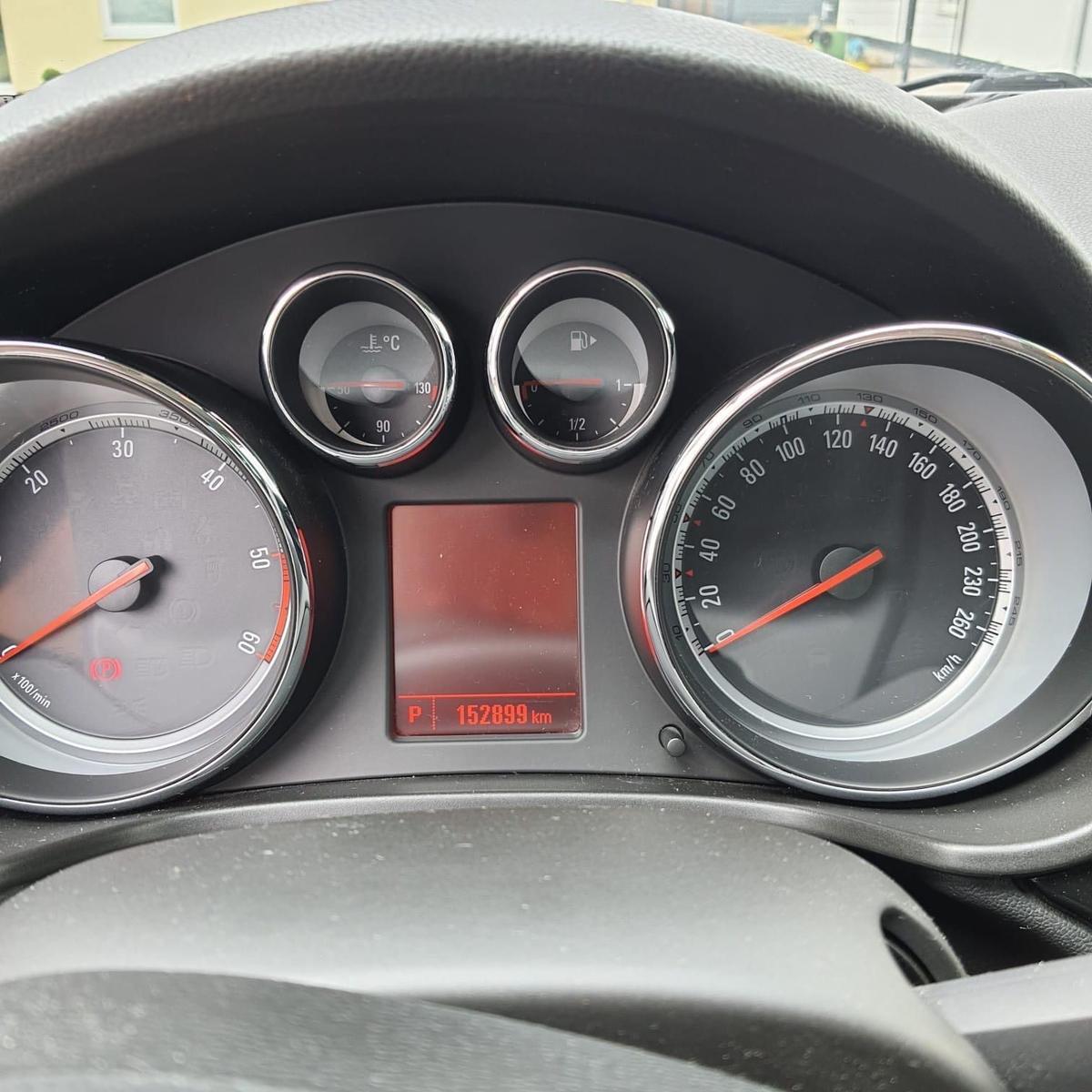 Opel Insignia 2012 — photo 6