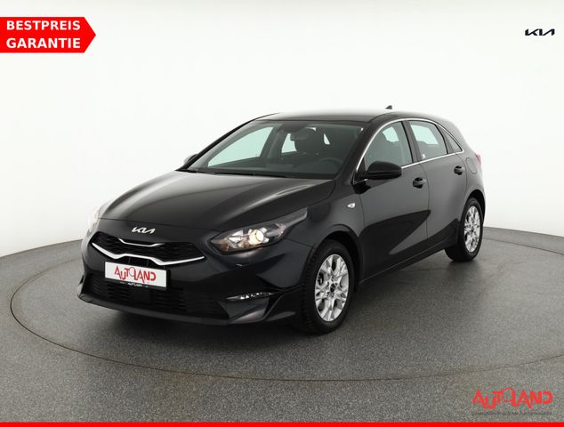 Kia Ceed 1.5 T-GDI Aut. Navi ACC Kamera Sitzheizung