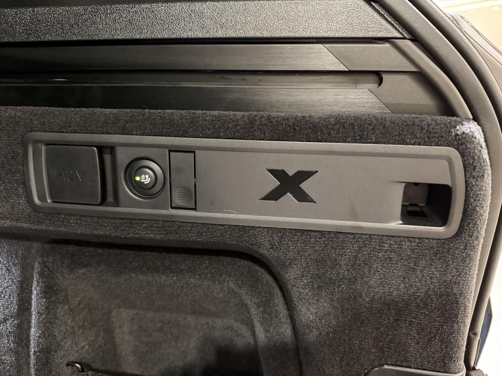 BMW X5 M60i xDrive Standhzg AHK ACC 360° HUD HK Pano
