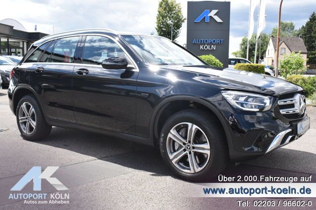 Mercedes-Benz GLC 300 e 4Matic * Navi * LED * Kamera *