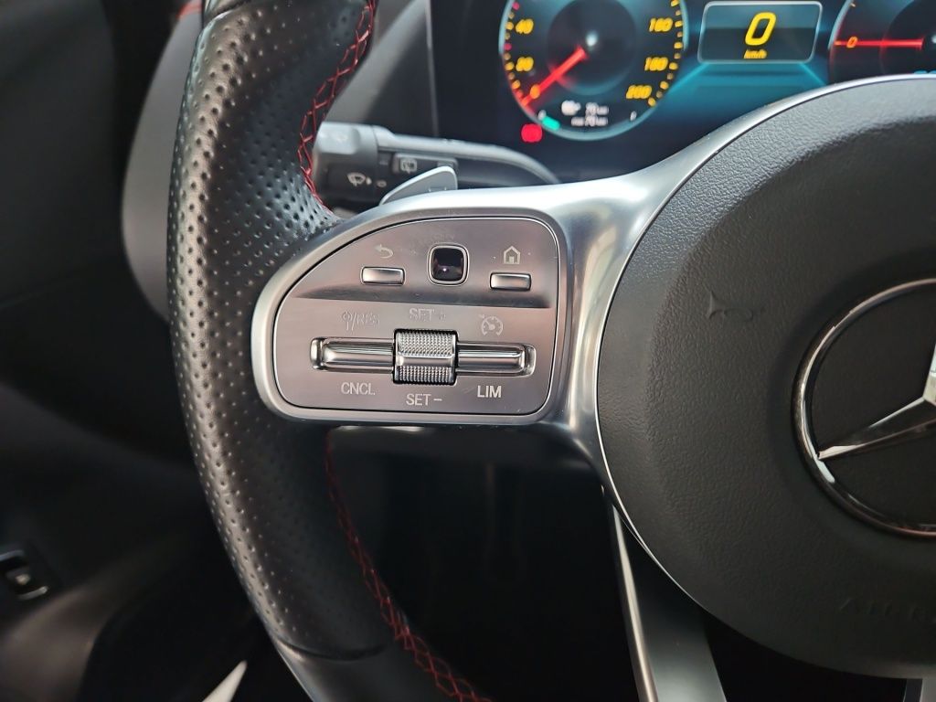Fahrzeugabbildung Mercedes-Benz EQA 250 AMG Totwi. Navi LED Sport SHZ DAB Ambie.
