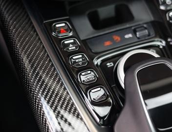 صورة مصغرة 35 لـ 2021 Aston Martin DBX