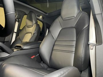 Porsche Cayenne - 12