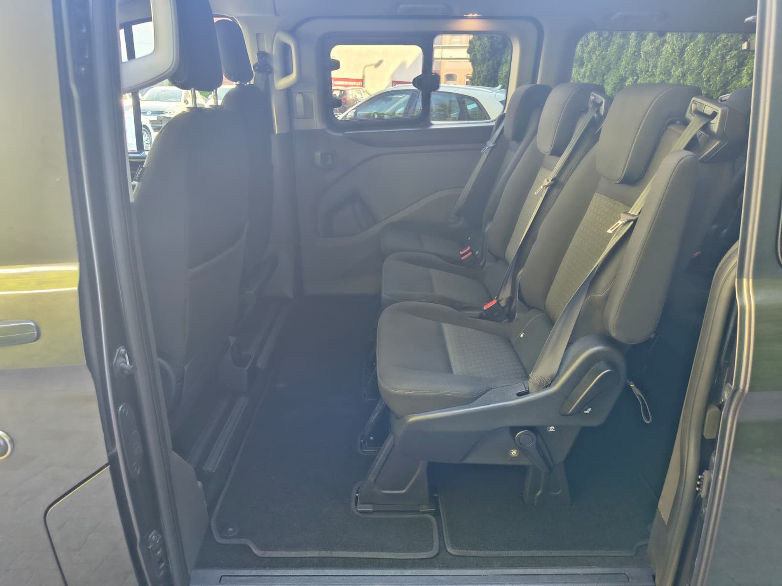 Fahrzeugabbildung Ford Tourneo Custom 320 Aut. L2 BI-XEN+SHZ+CARPLAY+8S