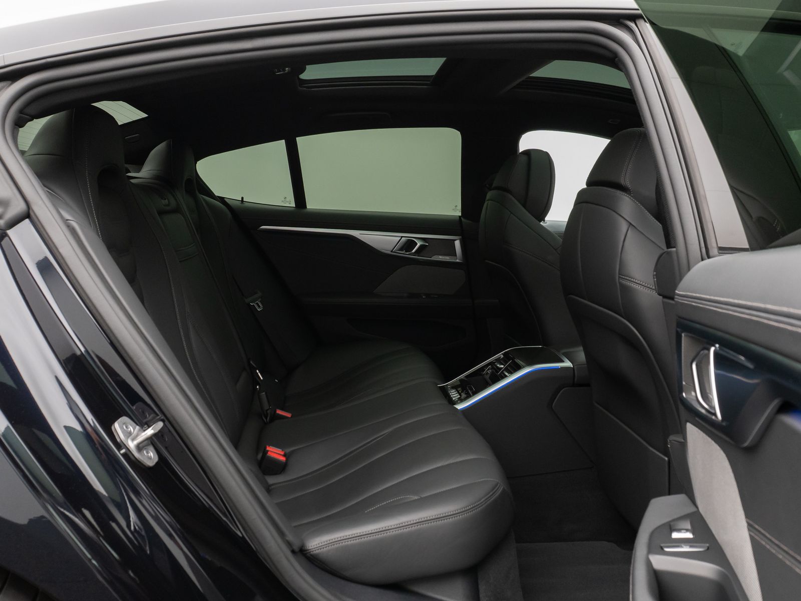 Fahrzeugabbildung BMW M850i xD GranCoupé Panorama Laser H/K SoftCl 20"