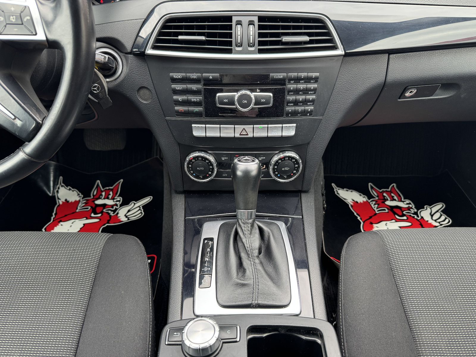 Fahrzeugabbildung Mercedes-Benz C 220 CDI T Autom. /Xenon/Navi/Tempo/AHK/