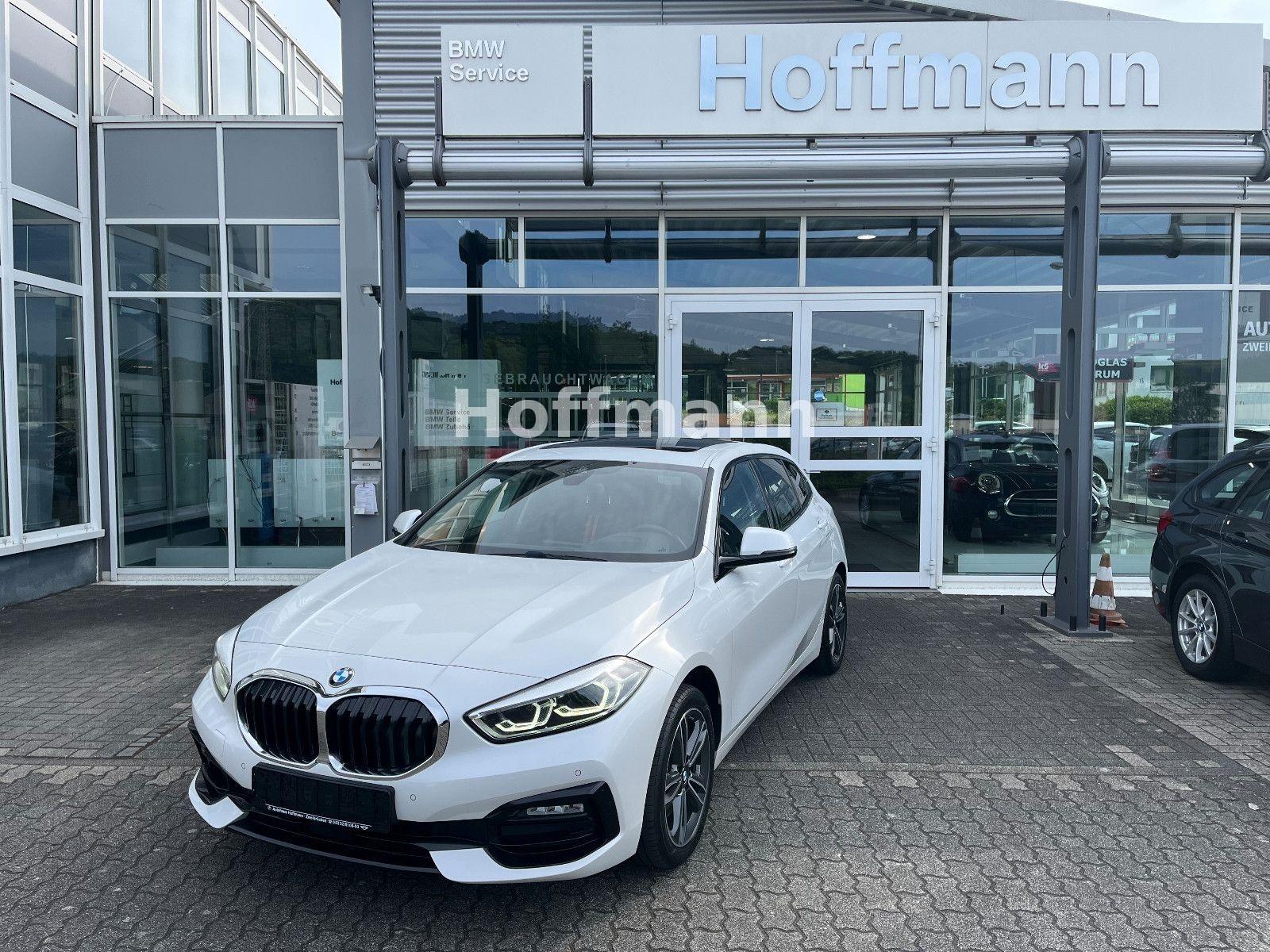 BMW 116d F40 Sport Line Navi/Panorama/Head-Up/LED