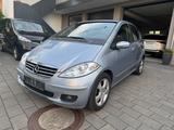 Mercedes-Benz A 170 AVANTGARDE 5-TÜRIG KLIMA+AUTOMATIKGETRIEBE - Mercedes-Benz A 170: Avantgarde