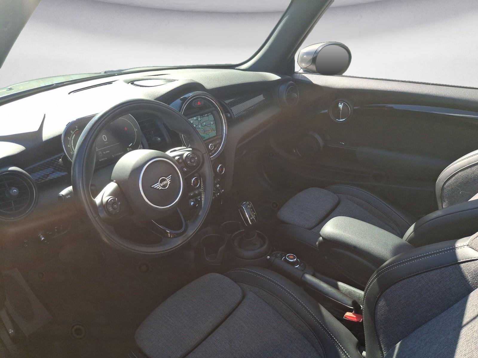 MINI Cooper S Cabrio Chili Navi LED Sportsitze