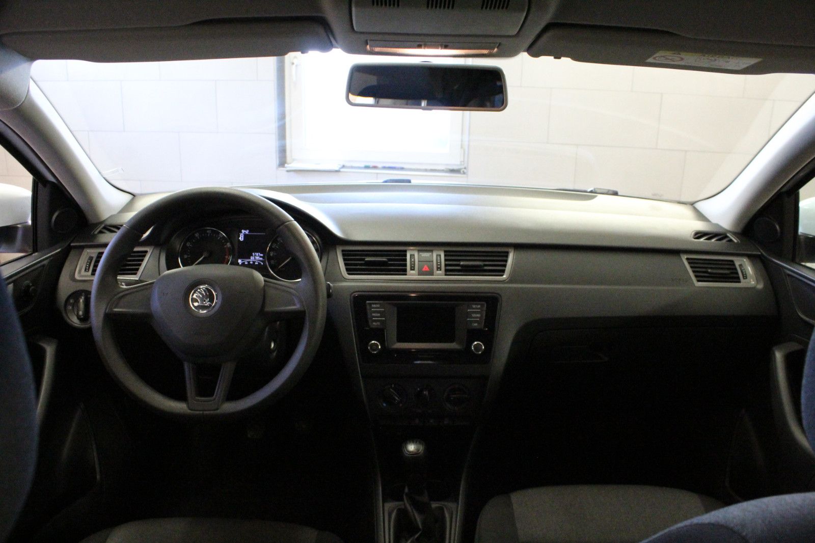 Fahrzeugabbildung SKODA Rapid 1.2 TSI Cool Edition Spaceback Allwetterre