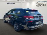 Hyundai i30 cw YES! 1.6 CRDi++Automatik++Navi++Kamera!++ - Hyundai i30 mit Diesel-Antrieb: Kombi