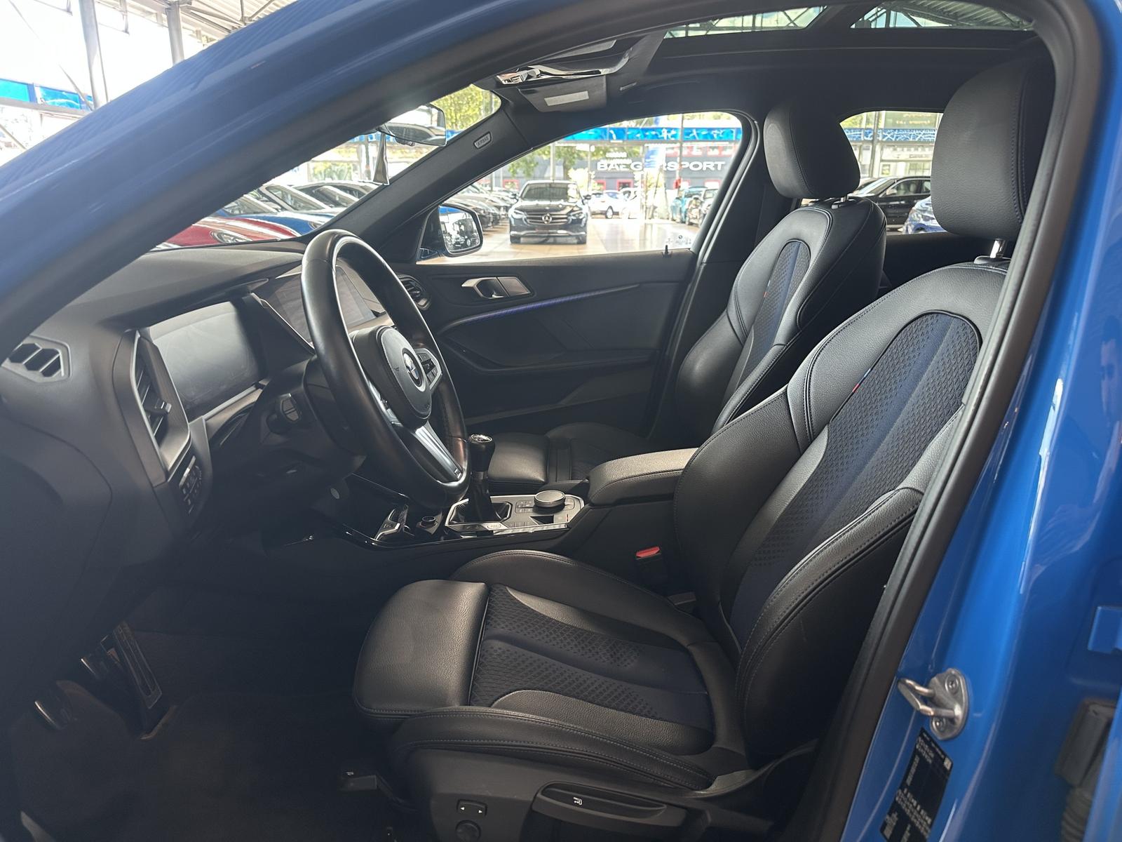 BMW 118 i M-Sport Leder Pano R.Cam Navi LED SHZ, миниатюра 11