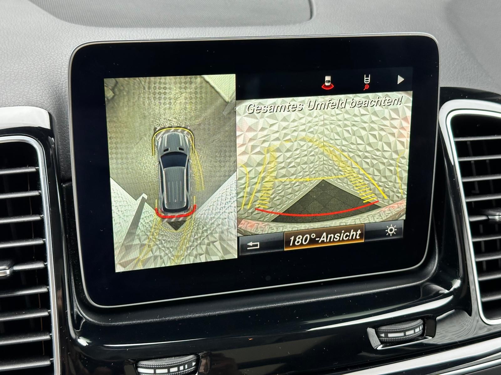 Fahrzeugabbildung Mercedes-Benz GLE 350d 4MATIC/DISTRO/PANORAMA/AHK/360°/ILS/DAB