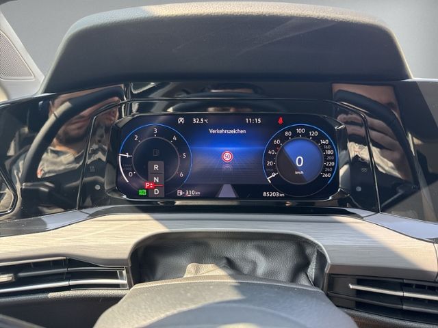 Golf VIII 2.0 TDI DSG Style STANDHZ+LED+NAVI+RFK