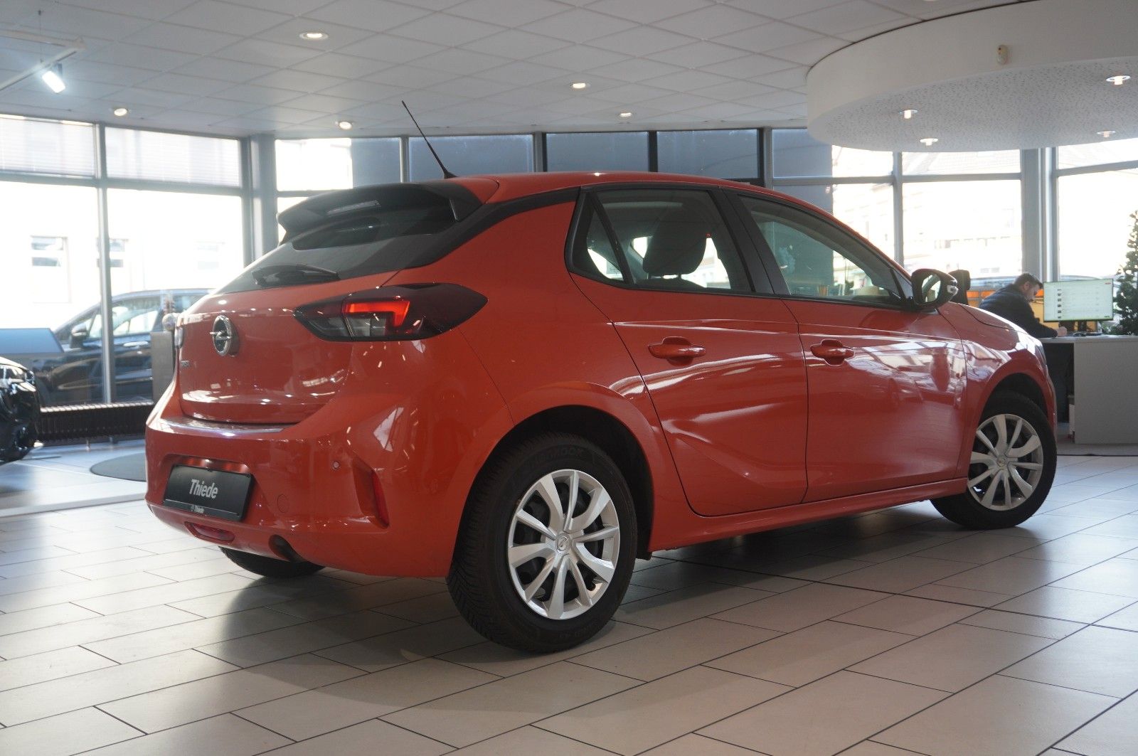 Fahrzeugabbildung Opel Corsa F 1.2 EDITION KLIMA/PDC/USB/TEMP./BT