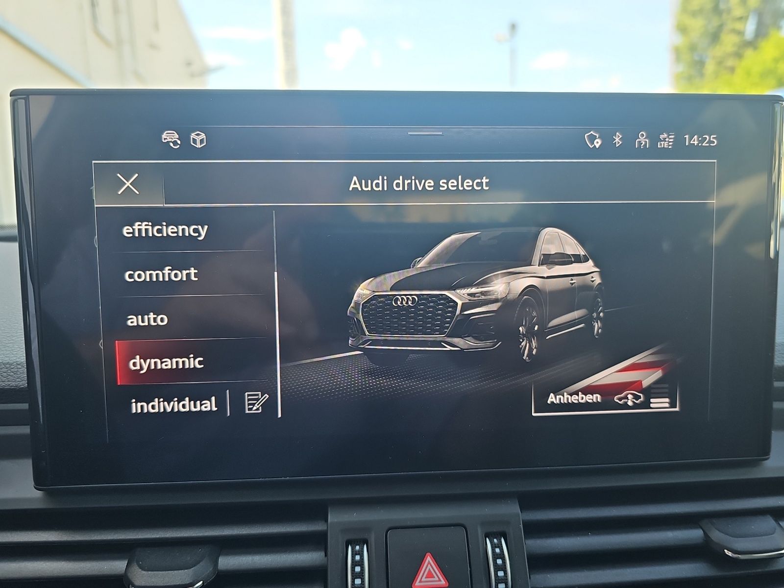 Fahrzeugabbildung Audi Q5 Sportback S line 40 TDI quattro, LUFT MATRIX