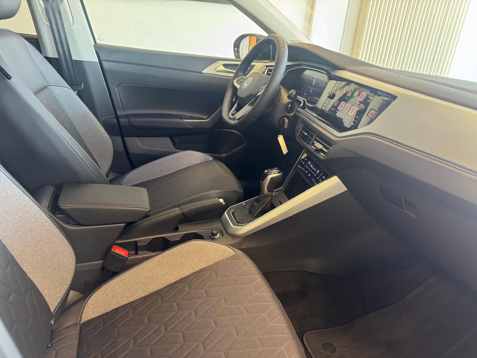 Fahrzeugabbildung Volkswagen Taigo Goal /1.HAND/WENIG KM/GARANTIE/CARPLAY