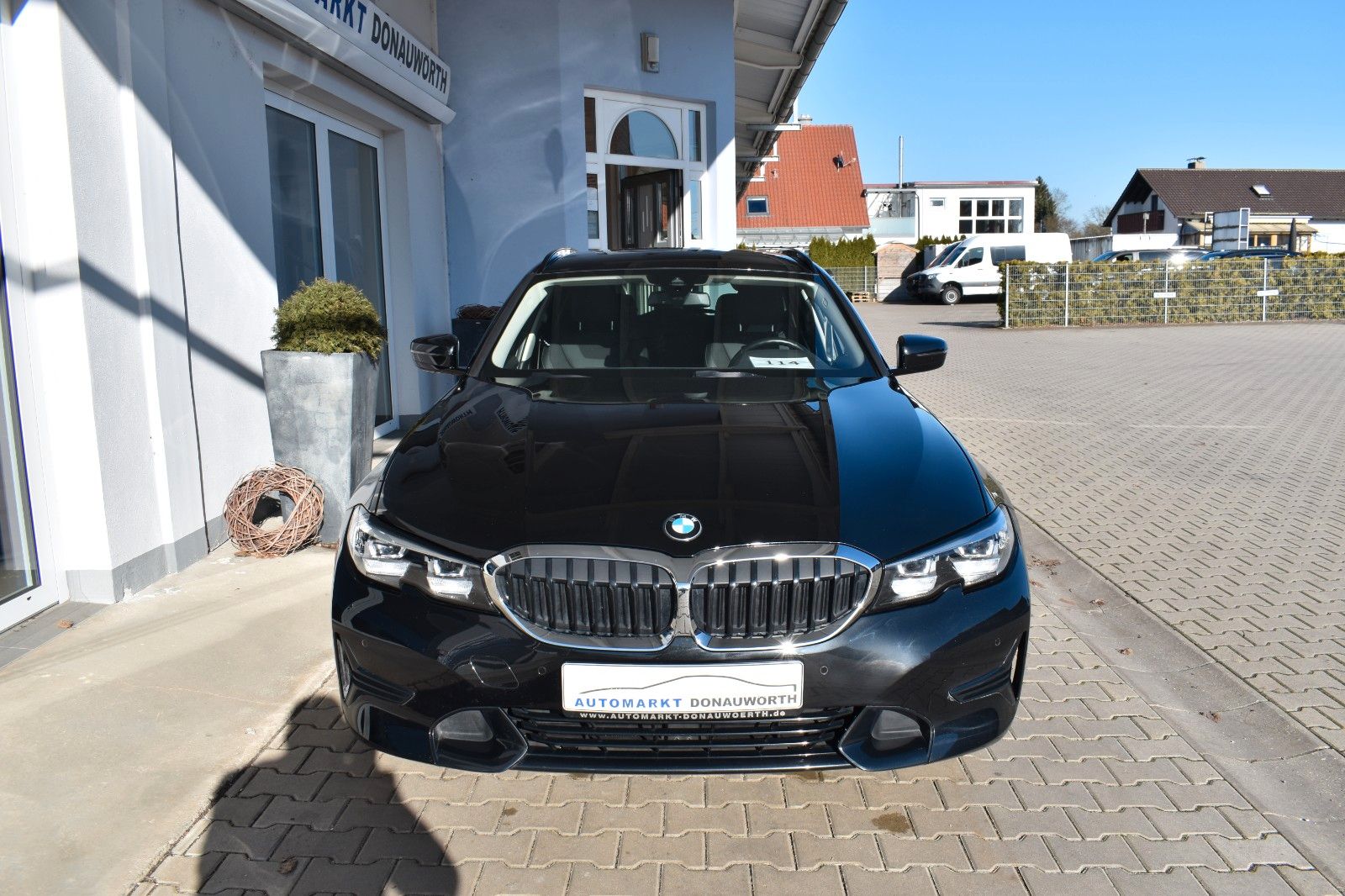 BMW 320d Touring Aut. Sport Line Navi AHK Kamera foto 4