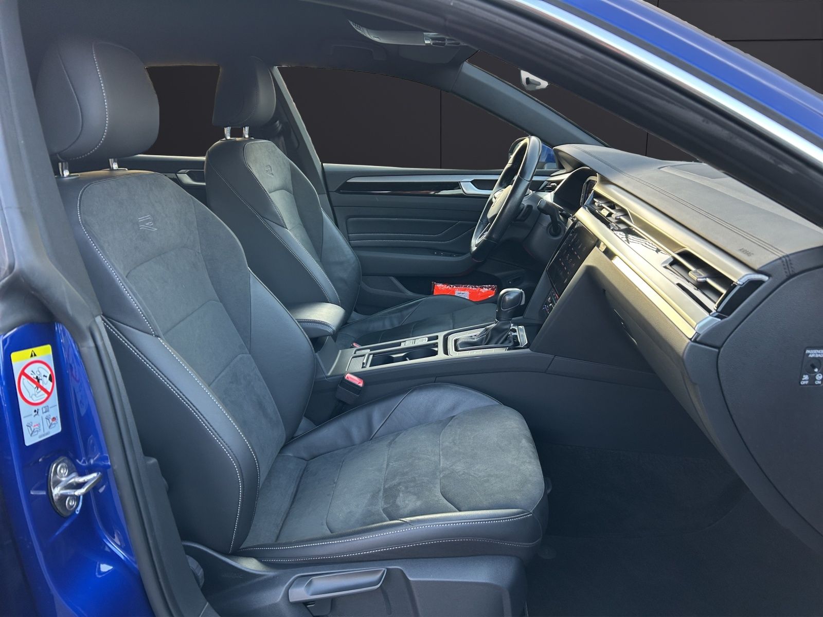 Fahrzeugabbildung Volkswagen Arteon SB TSI R-Line DSG LED Navi ACC PDC SH 20"