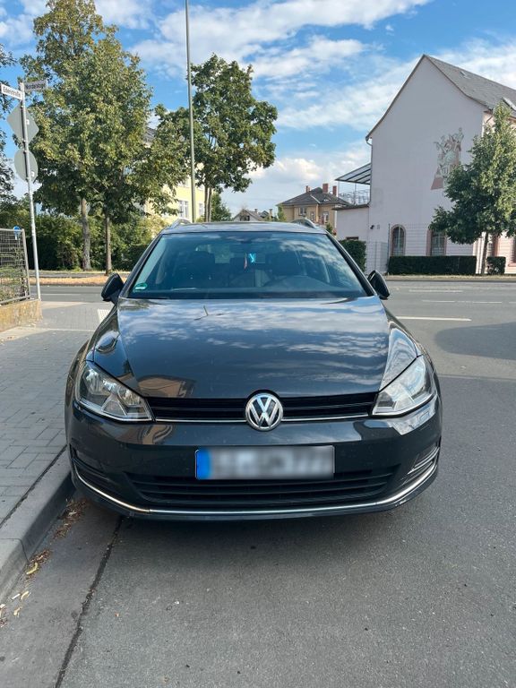 Image of Volkswagen Golf