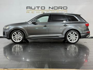 Audi Q7 - 11